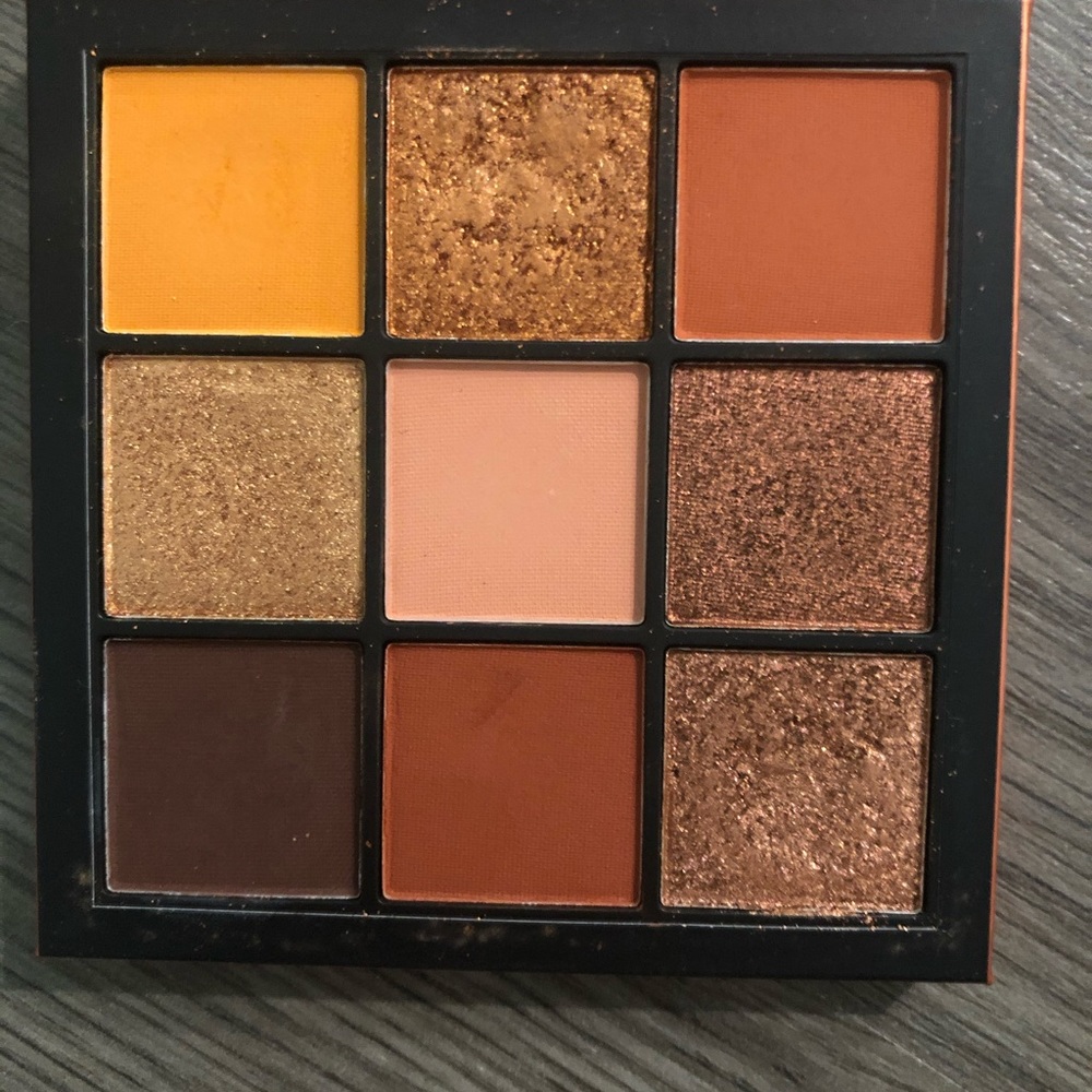 Eyeshadow! - Picture 2 of 4